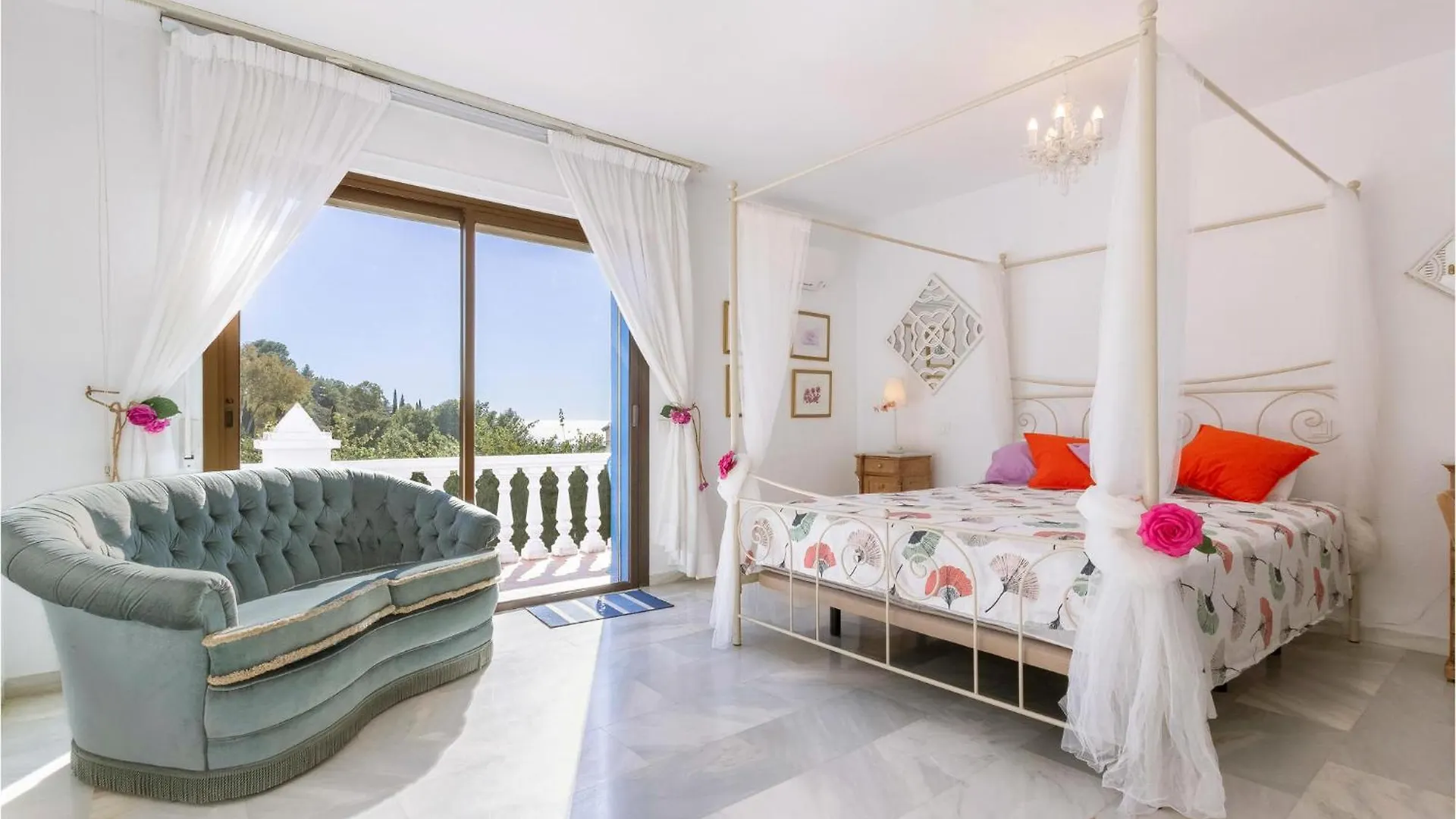 Lilia Barajas Villa Mijas